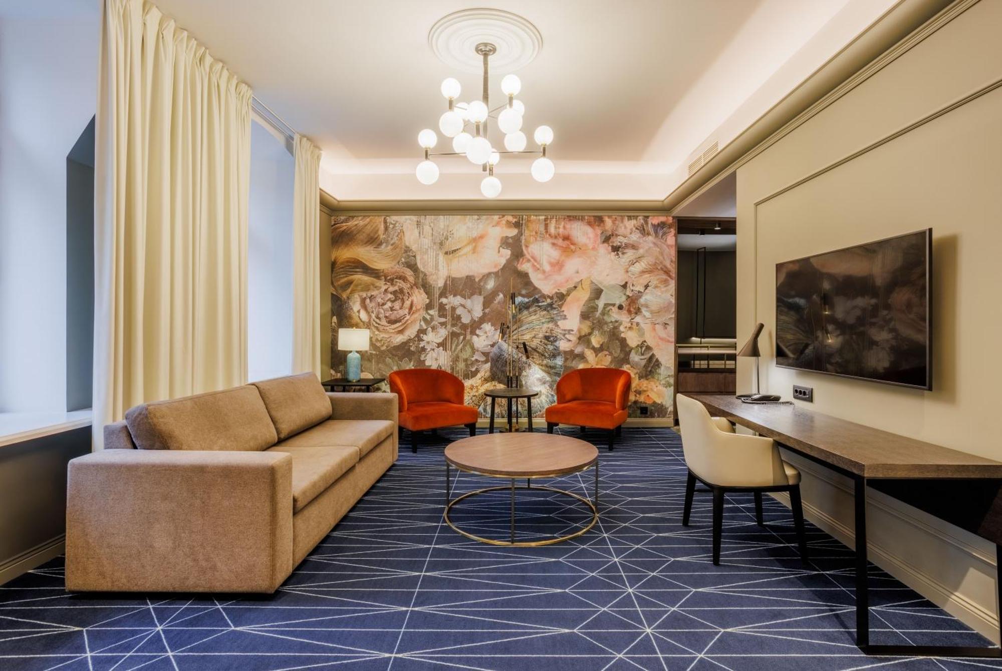 Movenpick Hotel Таллин Экстерьер фото