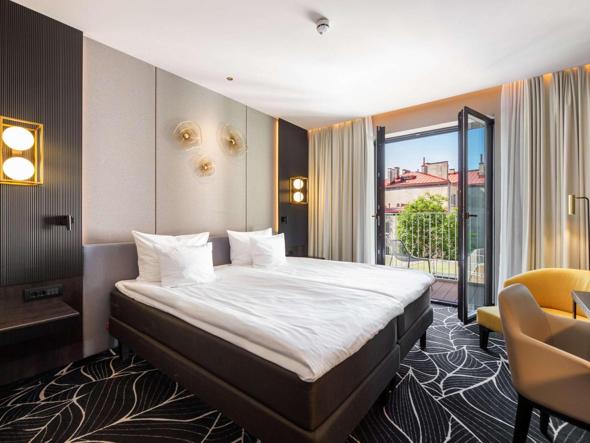 Movenpick Hotel Таллин Экстерьер фото