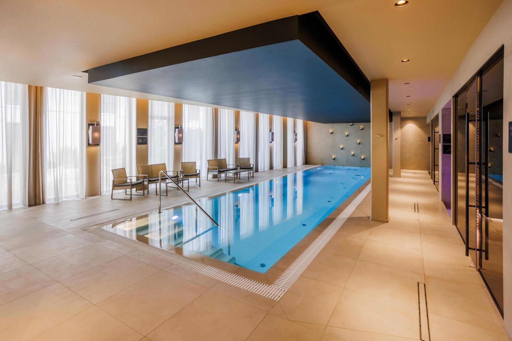 Movenpick Hotel Таллин Экстерьер фото