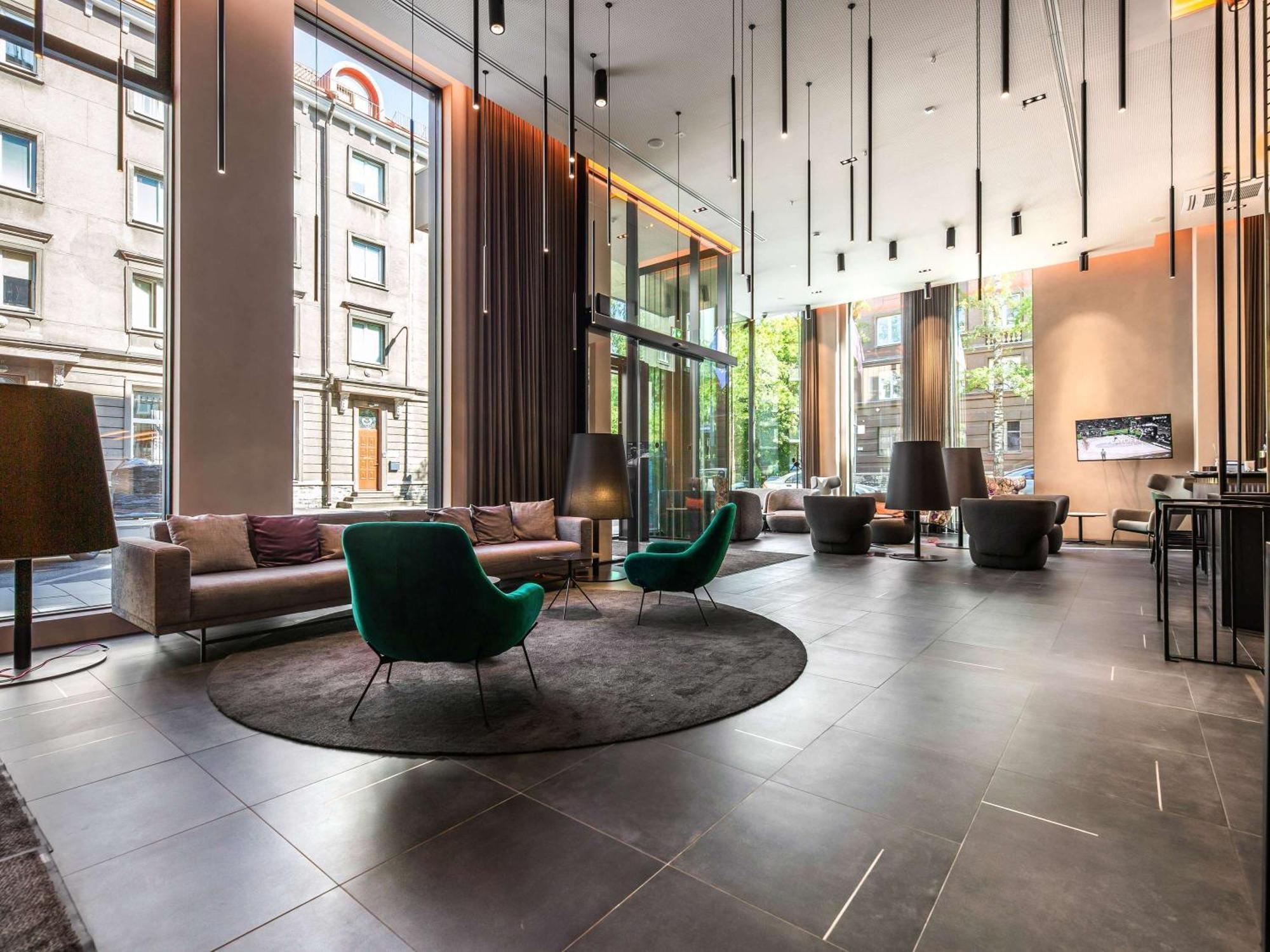 Movenpick Hotel Таллин Экстерьер фото